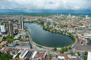 Açude Velho, o cartão-postal da cidade. Fonte: Wikipédia